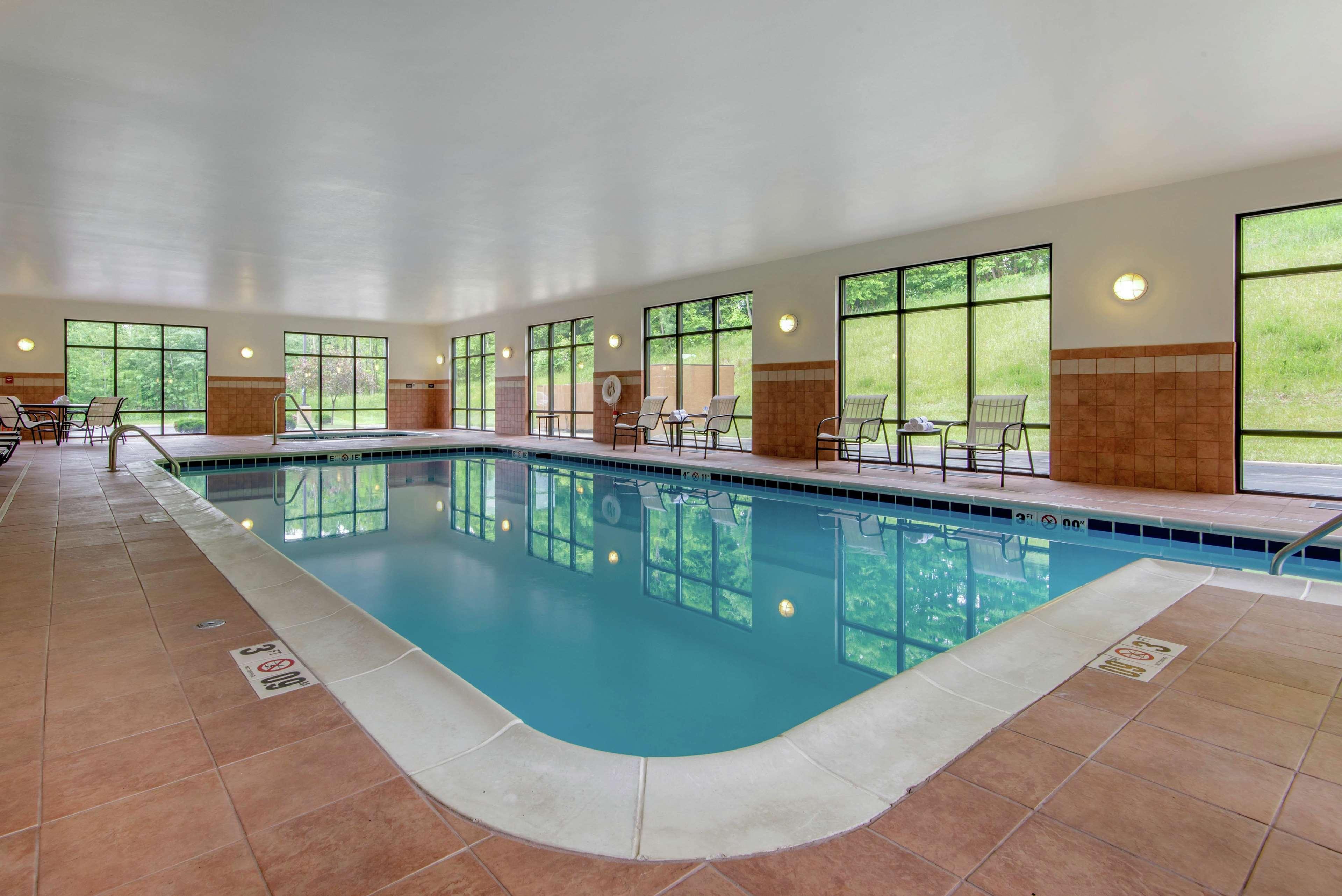 Hampton Inn Мідвілл Екстер'єр фото
