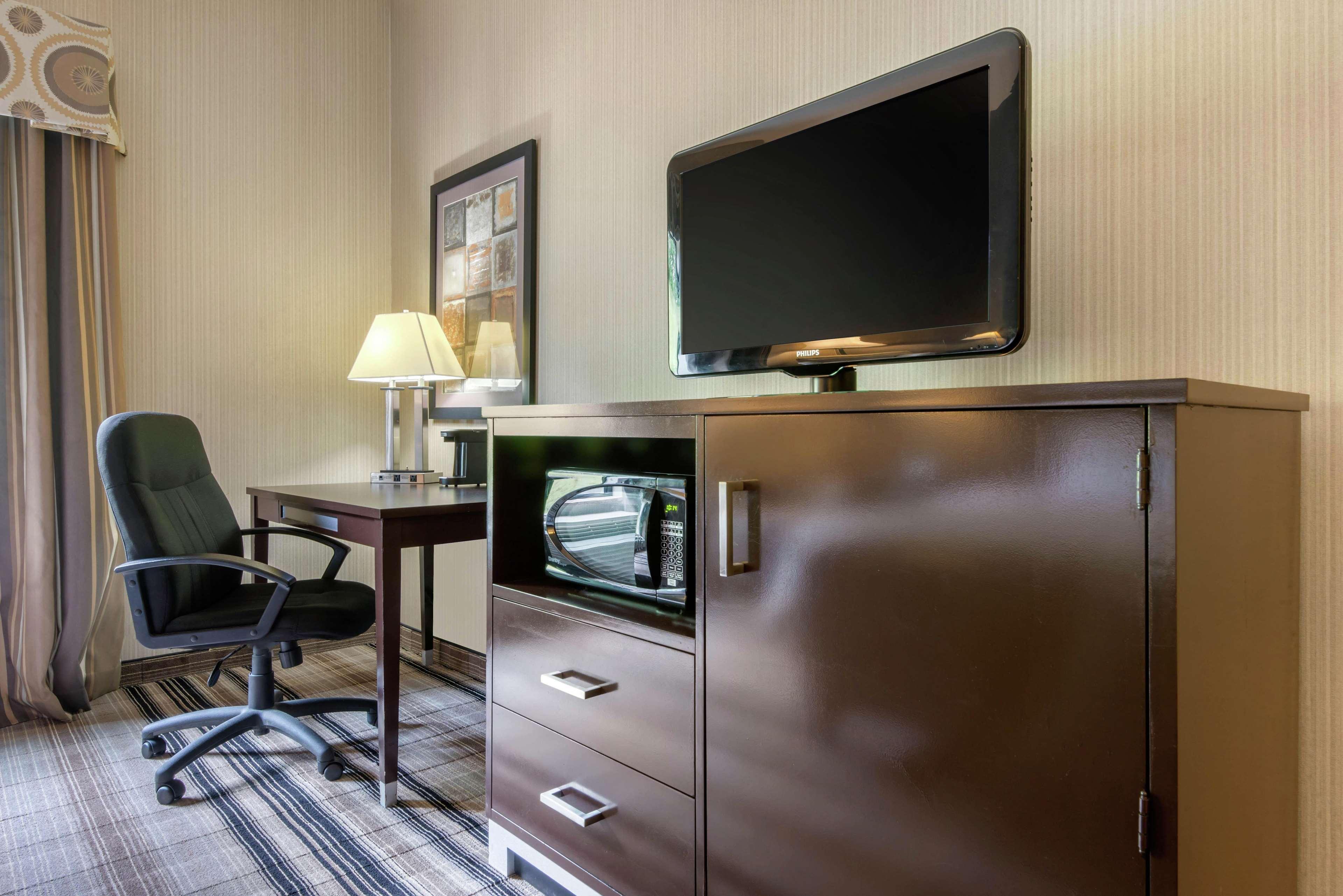 Hampton Inn Мідвілл Екстер'єр фото