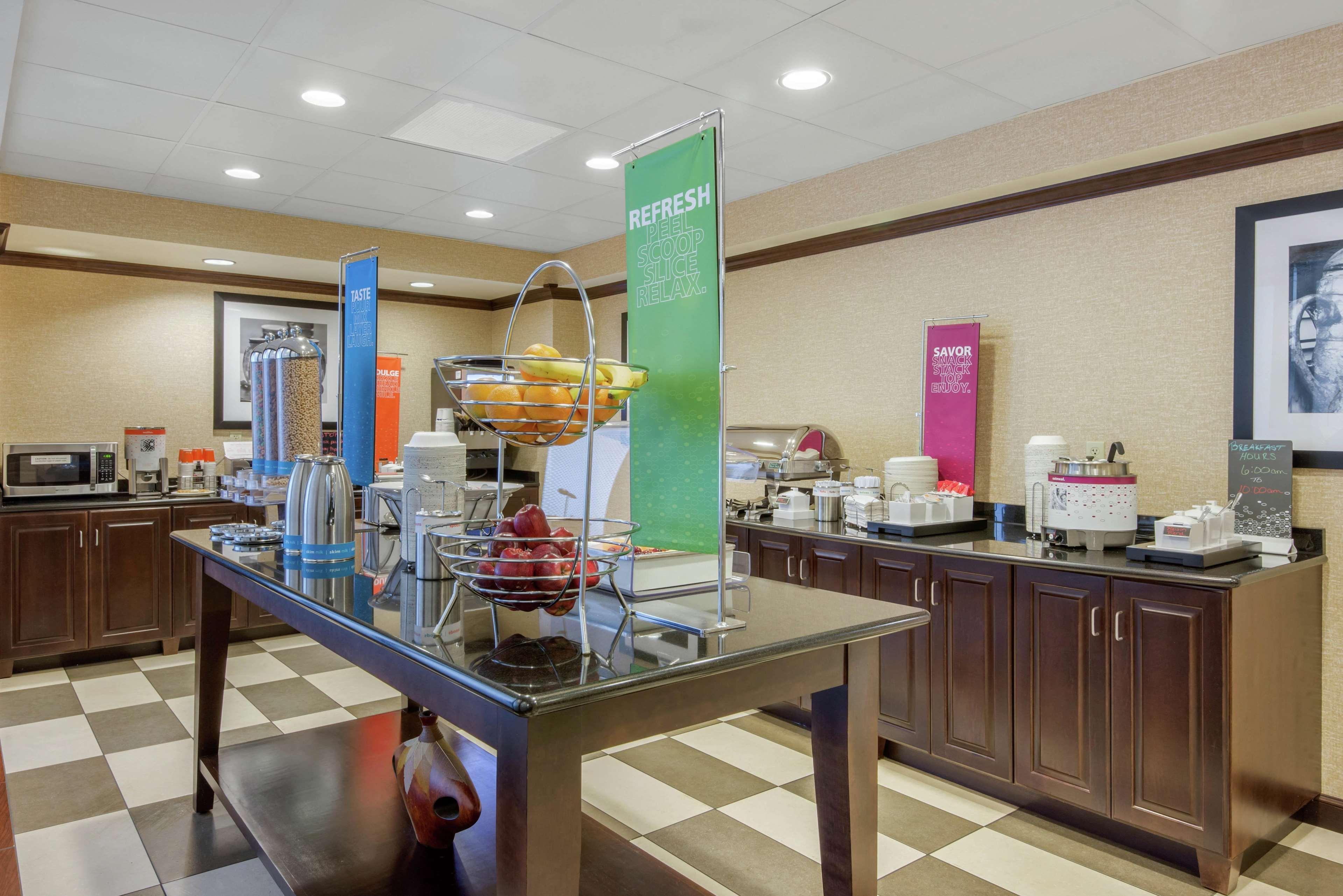 Hampton Inn Мідвілл Екстер'єр фото